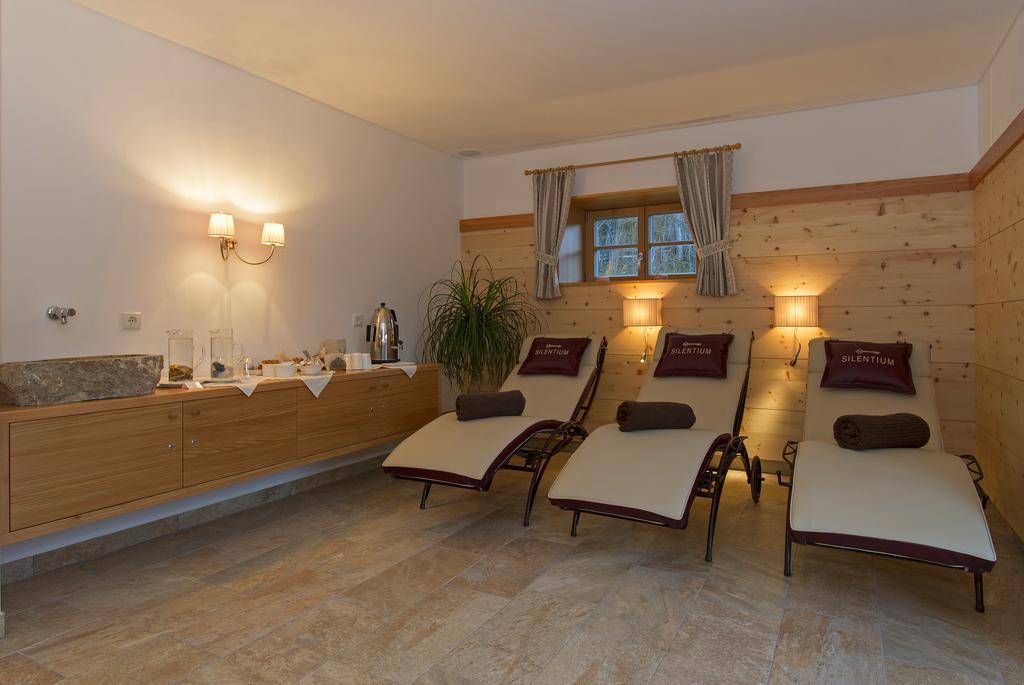 Silentium Dolomites Chalet Since 1600 Monguelfo-Tesido / Welsberg-Taisten Ngoại thất bức ảnh