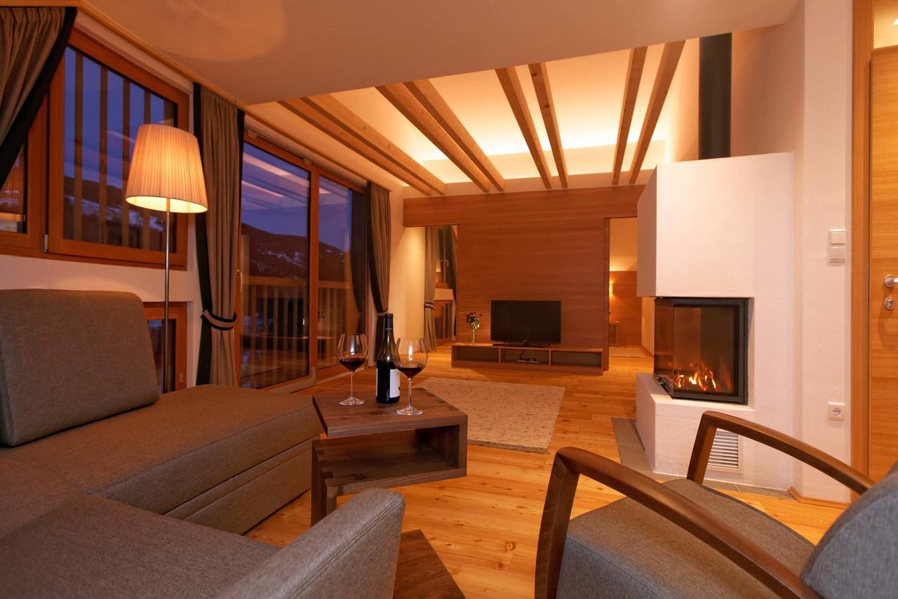 Silentium Dolomites Chalet Since 1600 Monguelfo-Tesido / Welsberg-Taisten Ngoại thất bức ảnh